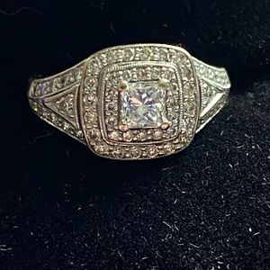 Elegant  Diamond Ring